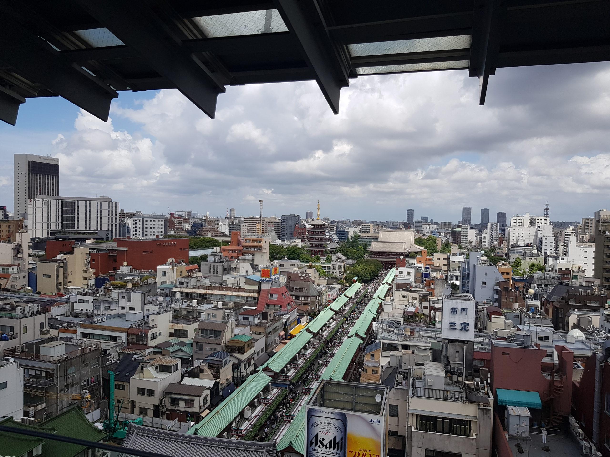 vue sur l'allée Nakamise Dori